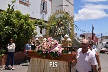 La Breña pone fin a sus fiestas con misa, procesión y verbena/Francisco Javier Santana.